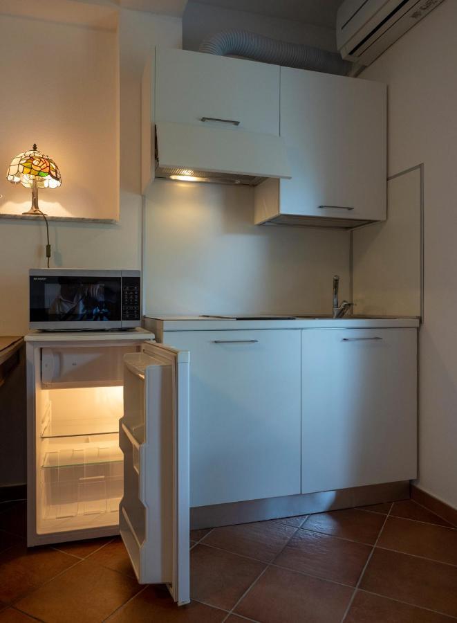 Bed and Breakfast Tra Gli Ulivi П'єтра-Лігуре Екстер'єр фото