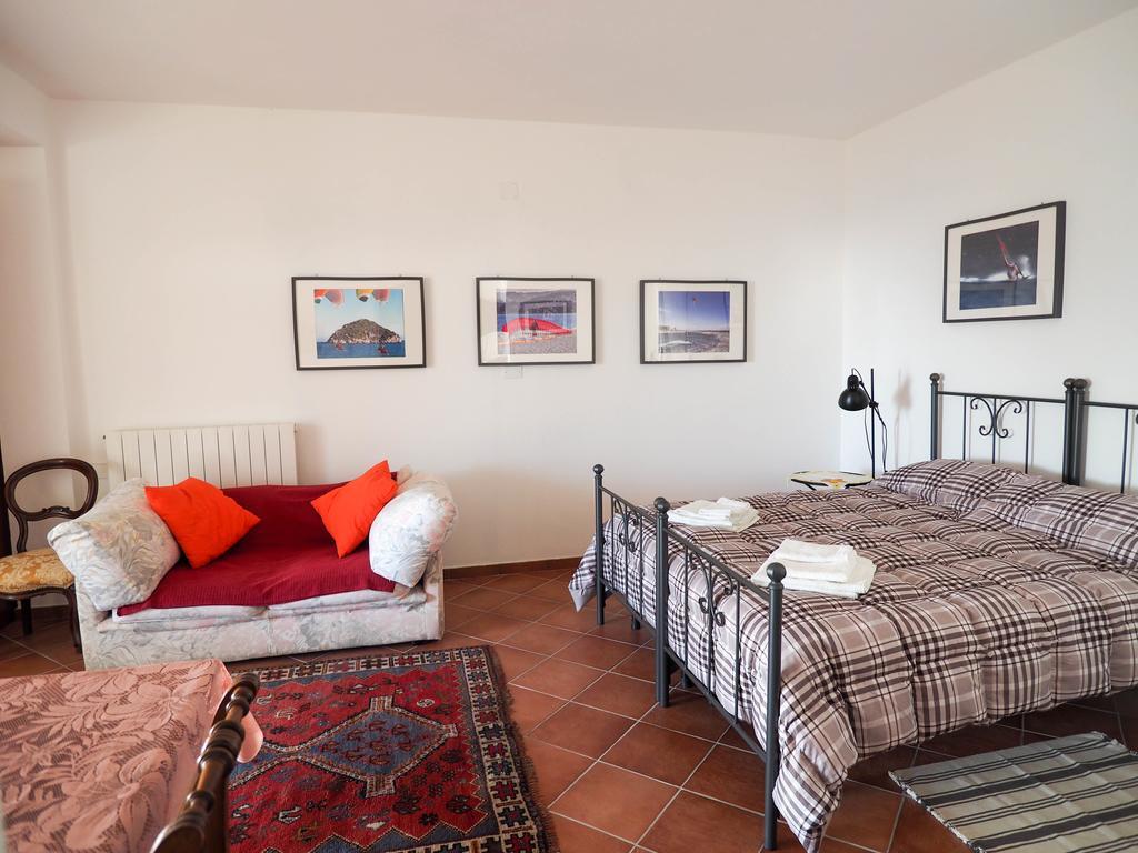 Bed and Breakfast Tra Gli Ulivi П'єтра-Лігуре Екстер'єр фото